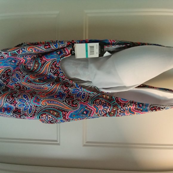 Jantzen Paisley halter top size 16 swimsuit - Picture 3 of 4